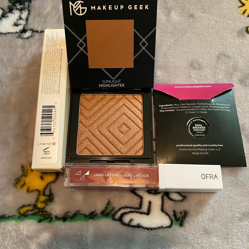✅Makeup Geek bundle. - Picture 2 of 7